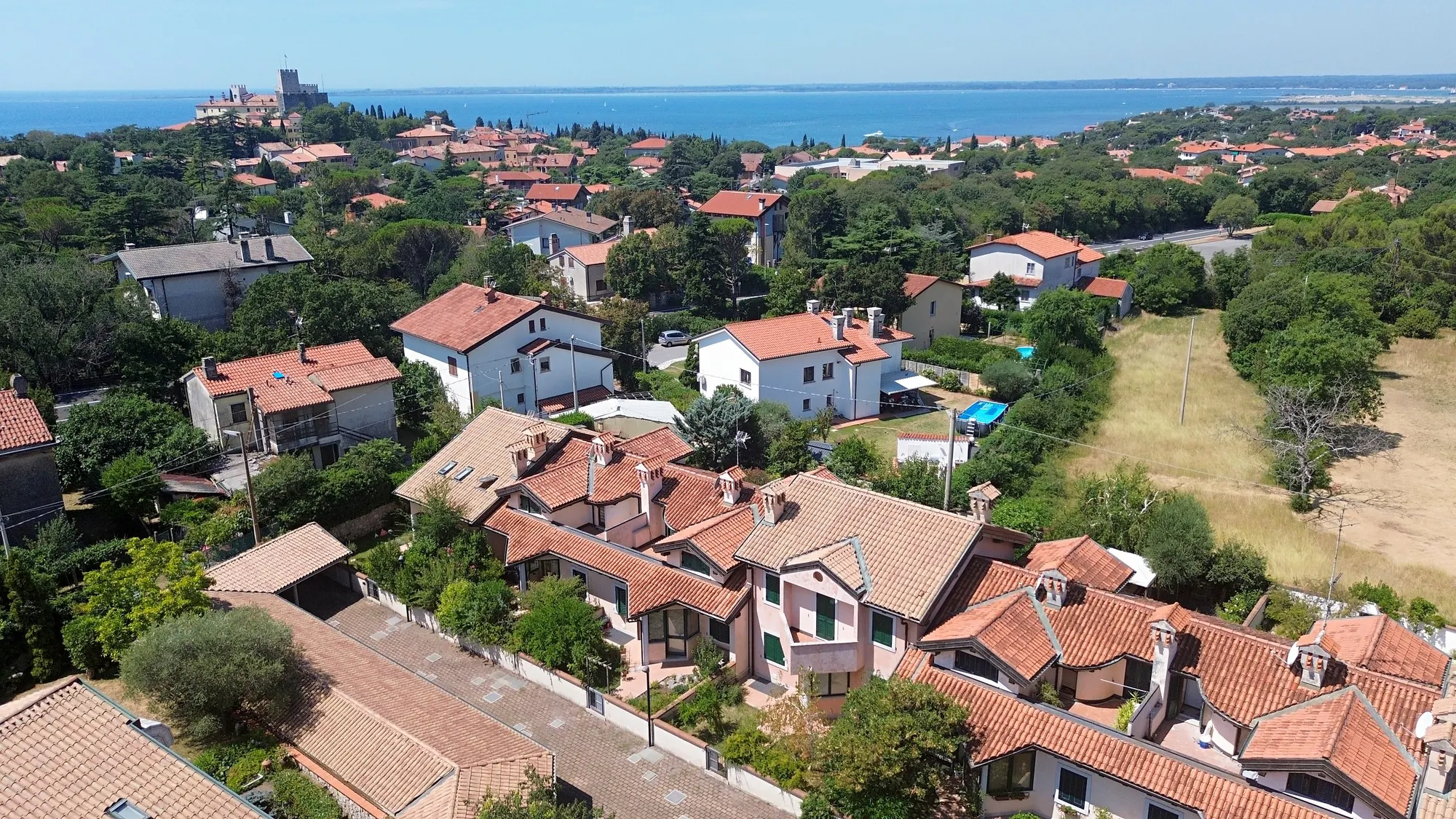 House with garden «Le Vigne» — Duino